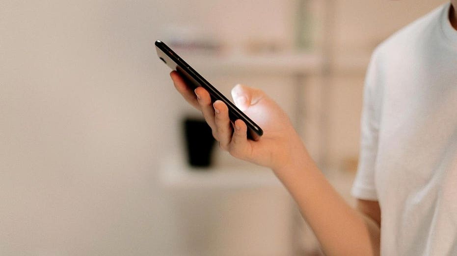 Is that traffic ticket text a scam or real?